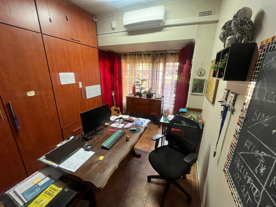 4 Bedroom Property for Sale in Bodorp North West